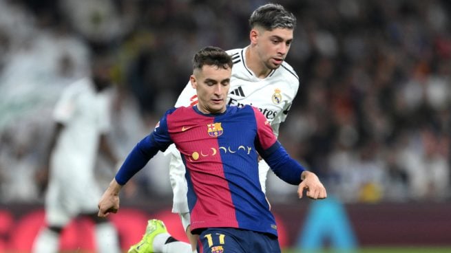 Marc Casadó en un Real Madrid - Barcelona. (GETTY)
