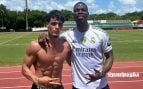 Paul Pogba con la camiseta del Real Madrid. (@juanarangotortolero_jr)