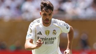 Raúl Asencio con el Real Madrid. (GETTY)