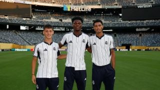 Arda Güler, Bellingham y Tchouaméni. (Realmadrid.com)