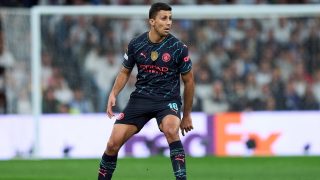 Rodri Hernández, en su último partido en el Santiago Bernabé. (Getty)