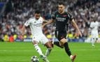 Rodrygo disputa un balón con Mikel Merino en el Real Madrid-Arsenal de Champions League.