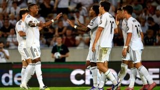 Rodrygo celebra un gol con sus compañeros. (Getty)