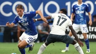 Nico Paz, en la acción del primer gol del Como. (Getty)