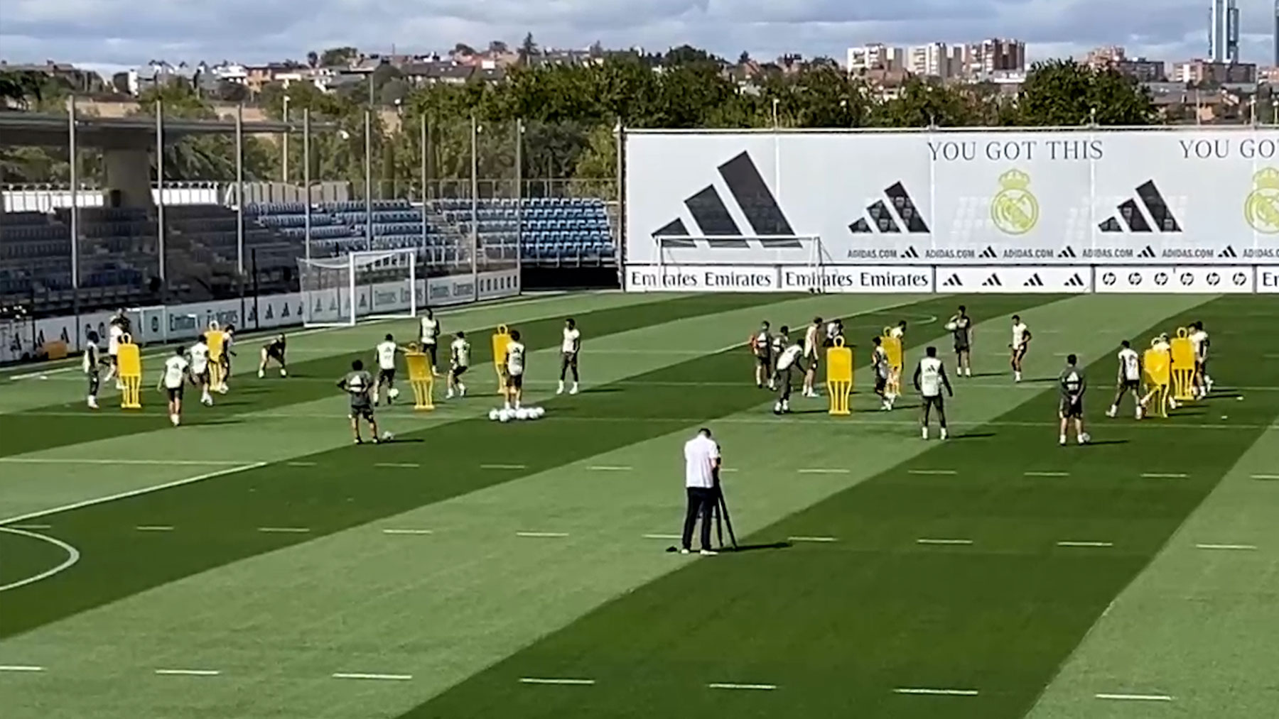 El Real Madrid se entrena con todos los disponibles para el último partido antes del parón