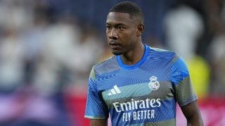 David Alaba, en un calentamiento con el Real Madrid. (Europa Press)