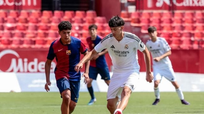 Leo Lemaitre, en un partido con el Real Madrid Juvenil B. (@AlAbtal)