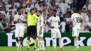 Dani Carvajal, expulsado tras su acción con Rulli. (Getty Images)