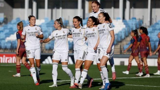 El Real Madrid femenino celebrando la goleada al Dépor. (RM)