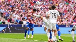 El penalti de Güler a Nico González. (Getty)