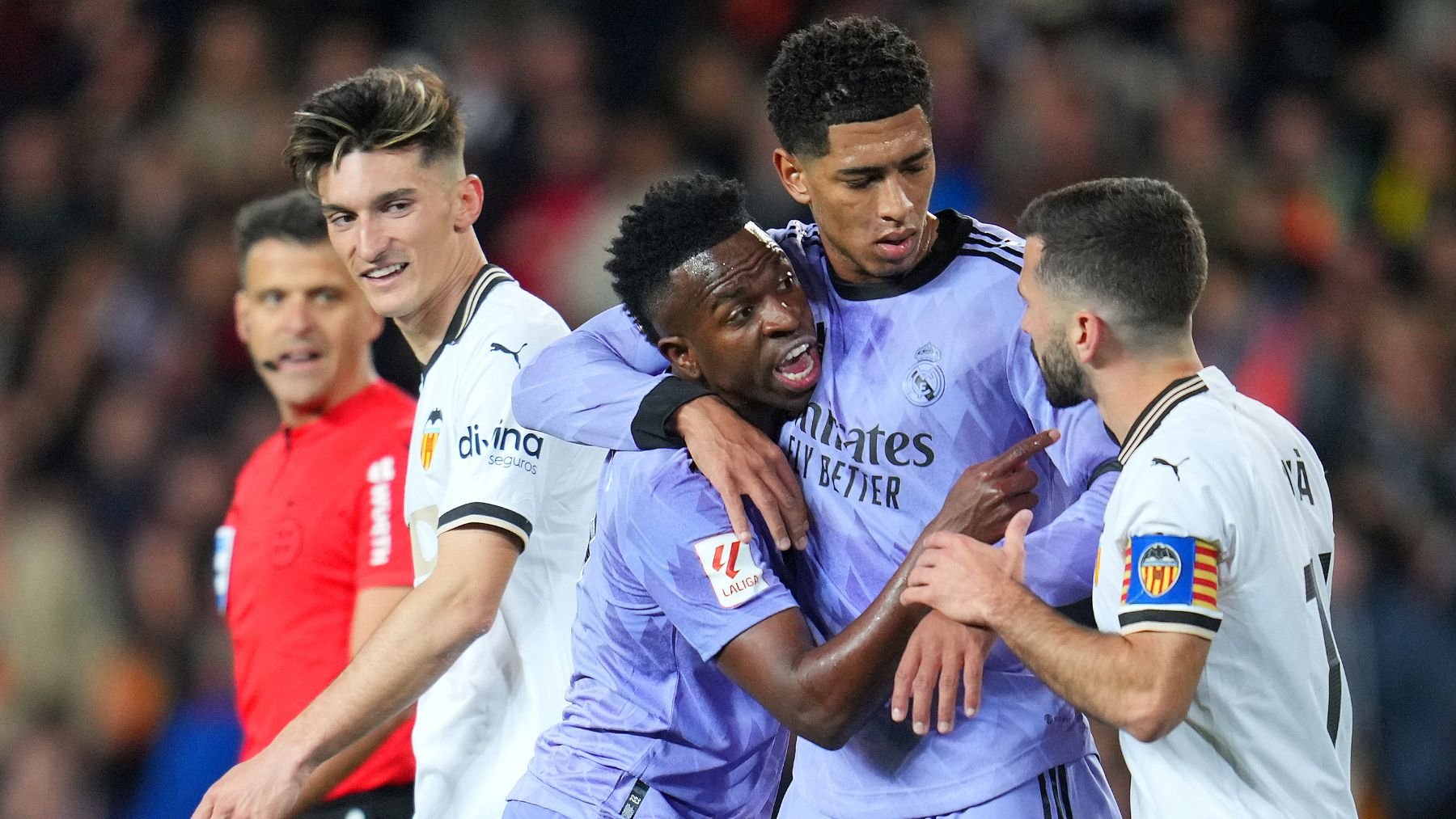 El Valencia pone una demanda a Netflix por el documental de Vinicius Jr