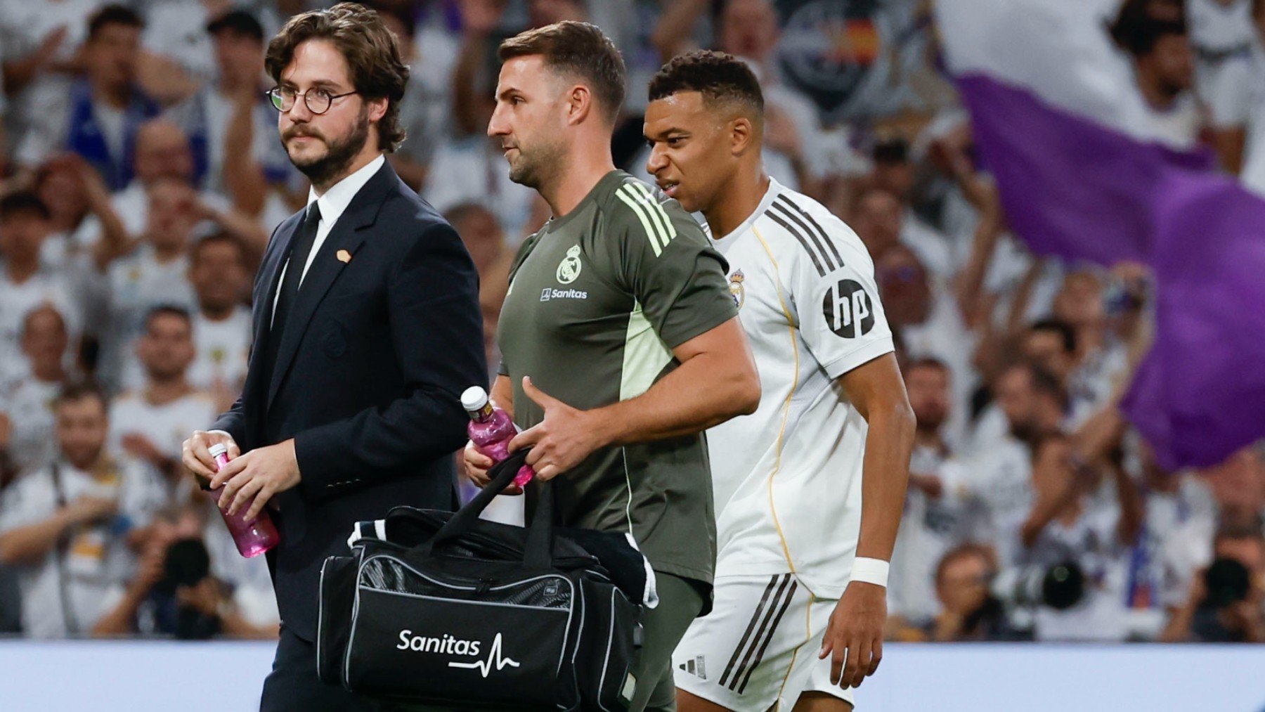 Mbappé sufre un esguince de tobillo y peligra su presencia con Francia