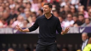 Xabi Alonso da instrucciones durante un partido del Real Madrid. (Getty)