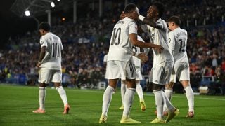 Vinicius y Mbappé celebran un gol. (Getty)
