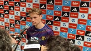 Frenkie de Jong, en la zona mixta del Bernabéu.