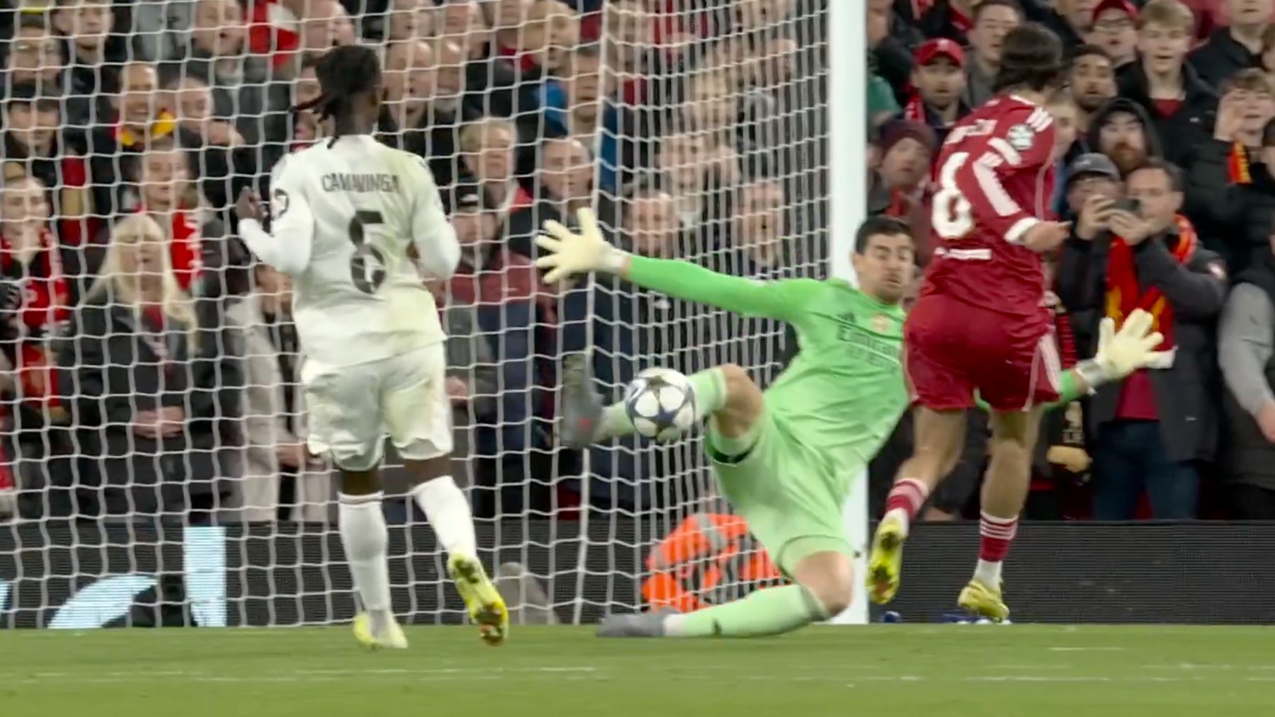 San Courtois se aparece en Anfield: sus cinco paradones en el Liverpool-Real Madrid