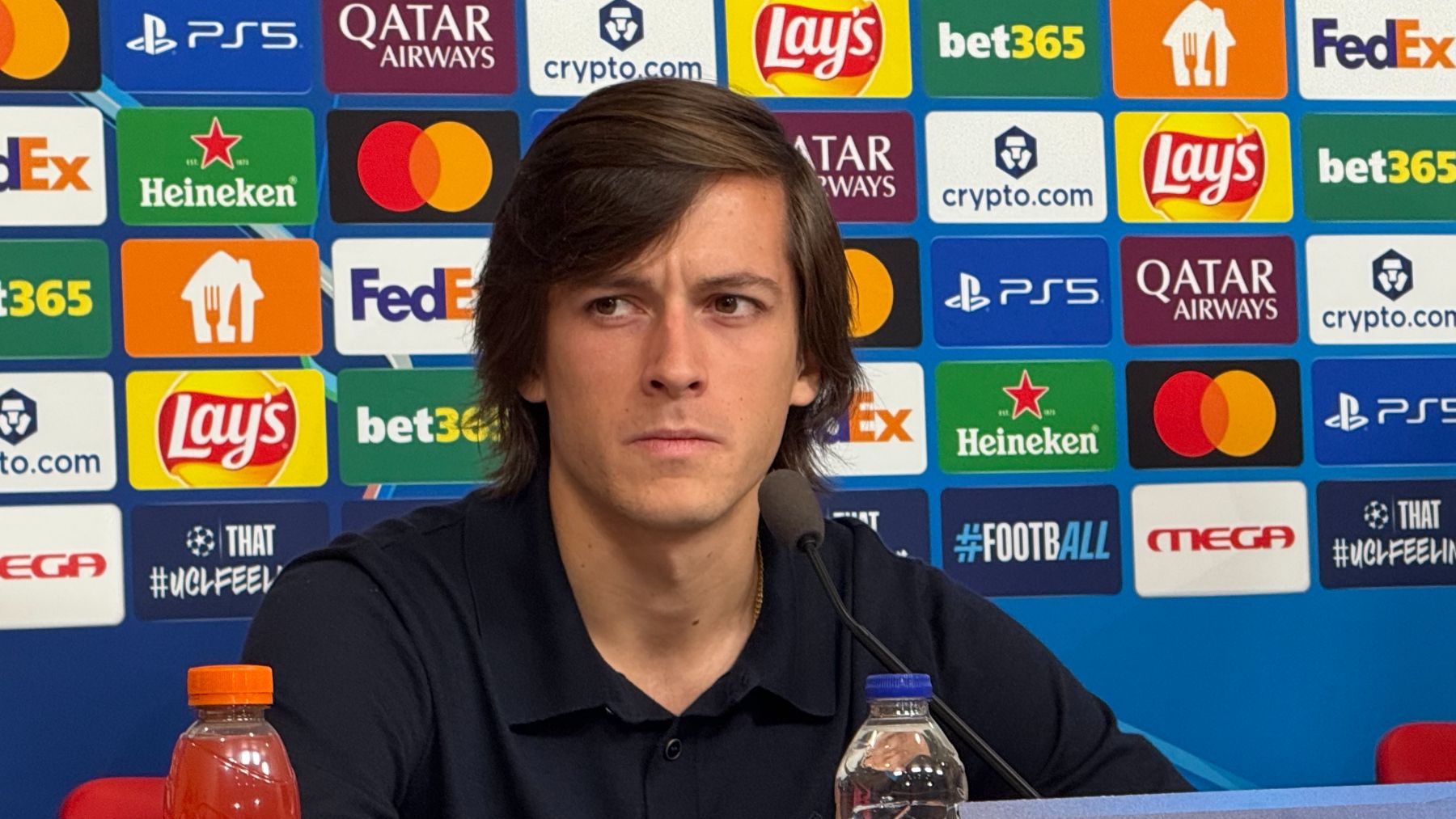 Álvaro Carreras: En el vestuario del Real Madrid hay muy buen rollo