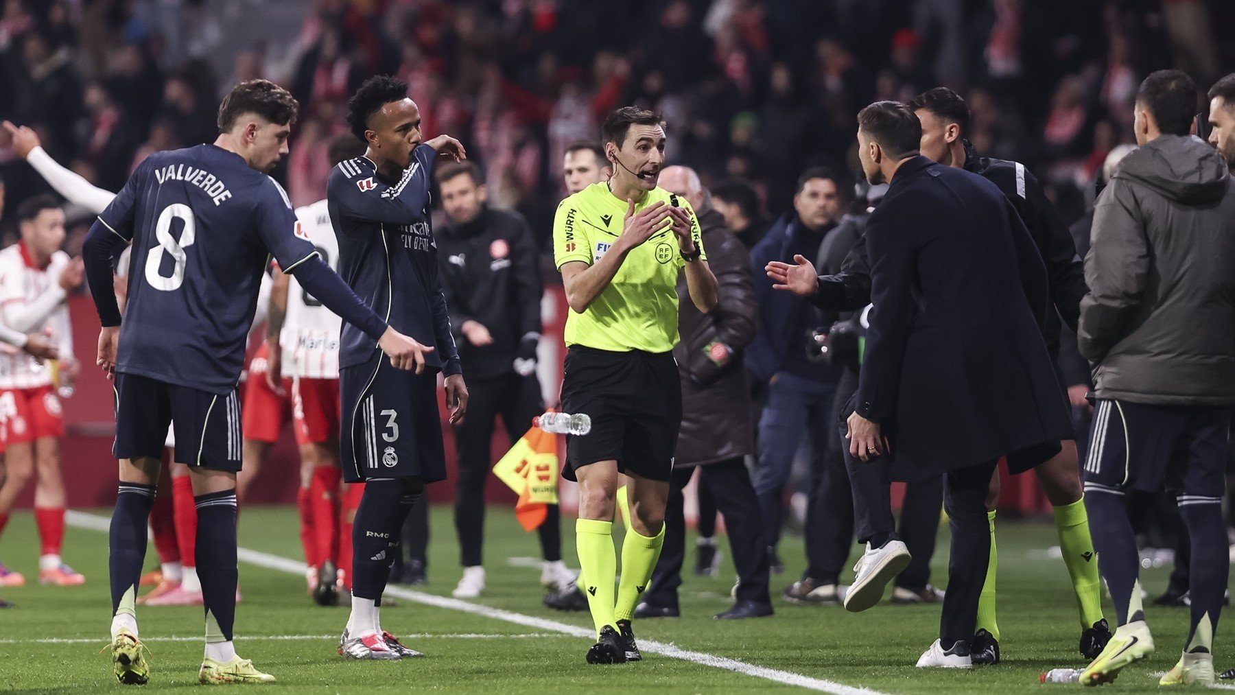 Real Madrid TV retrata a De Burgos: El Madrid tiene cuatro puntos menos por los hijos de Negreira