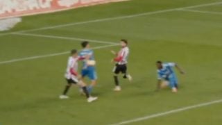 La mano señalada contra el Castilla en Zamora.