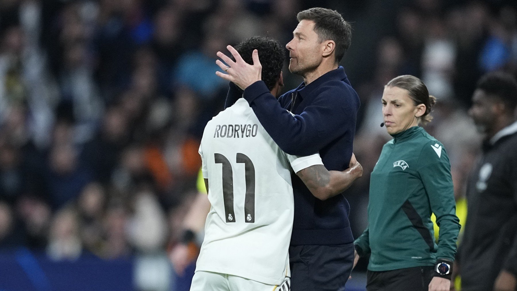 El vestuario cierra filas con Xabi Alonso: Le apoyamos