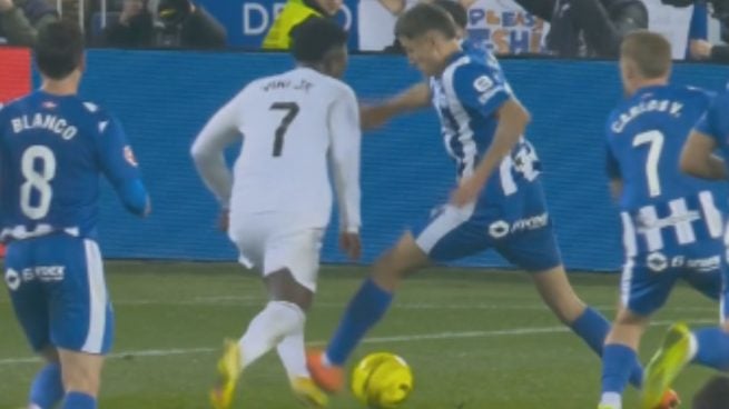 Vinicius penalti González Fuertes