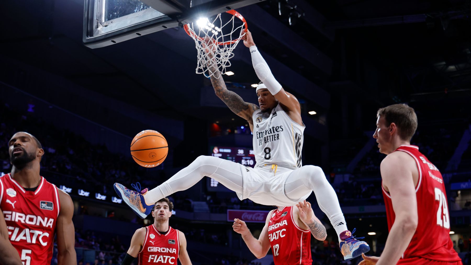 Otra victoria para el Real Madrid: Okeke consigue el pasaporte nigeriano y dejará de ser extracomunitario