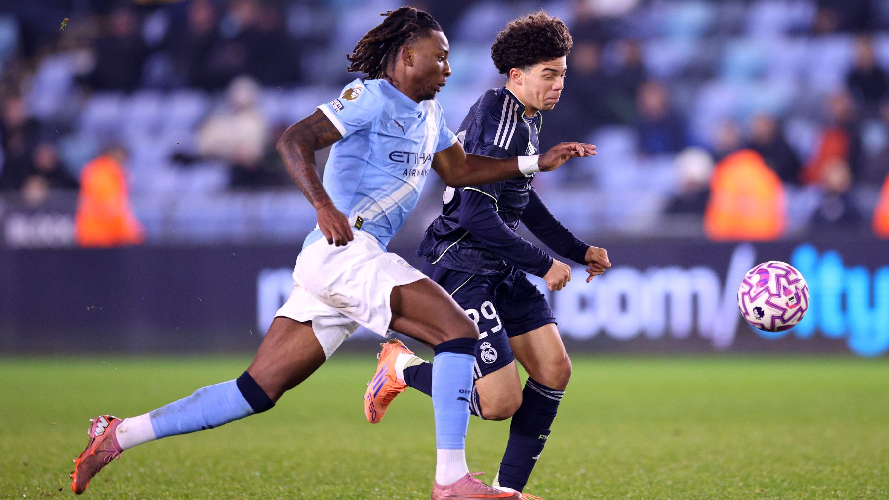 El Castilla resiste con uno menos ante el Manchester City y se acerca a semis de la International Cup