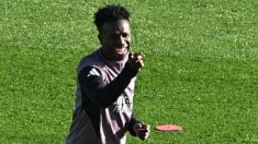 Vinicius, durante el entrenamiento a puerta abierta del Real Madrid. (EFE)
