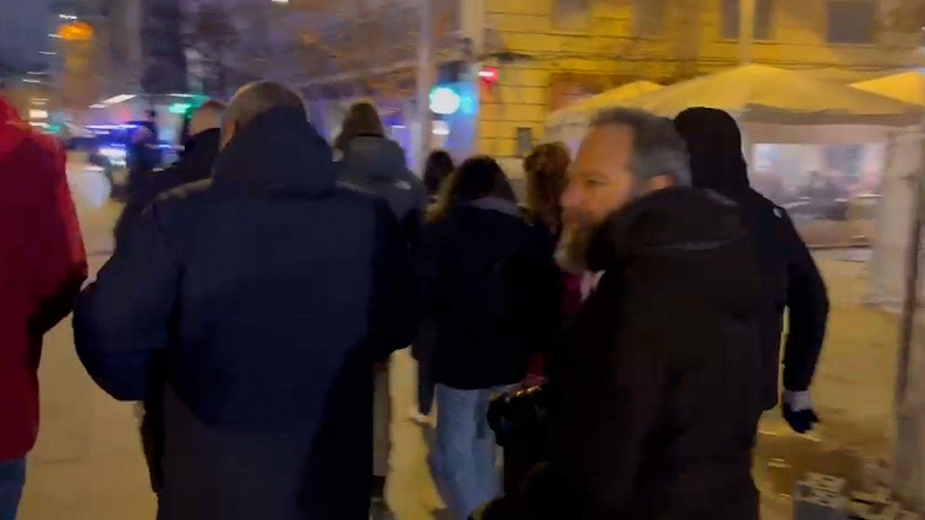 Despedida a la francesa de Ione Belarra tras el fracaso de la manifestación de Podemos