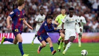 Pedri y Vinicius, en el pasado Clásico. (Getty)