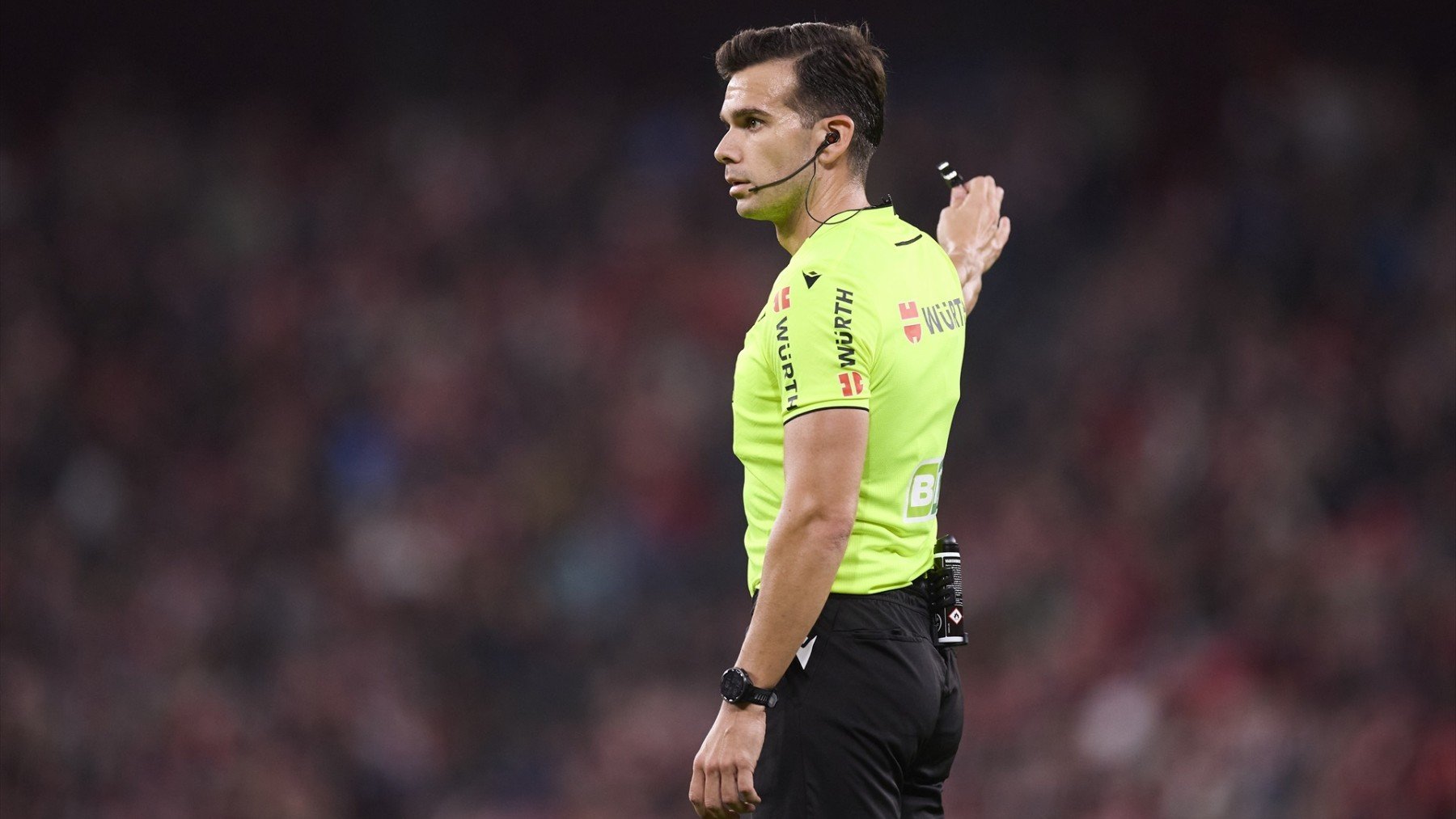 Lesionado uno de los árbitros de la final de la Supercopa de España: cambio en el Barcelona - Real Madrid