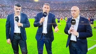 Carlos Martínez junto a Maldini y Benito.