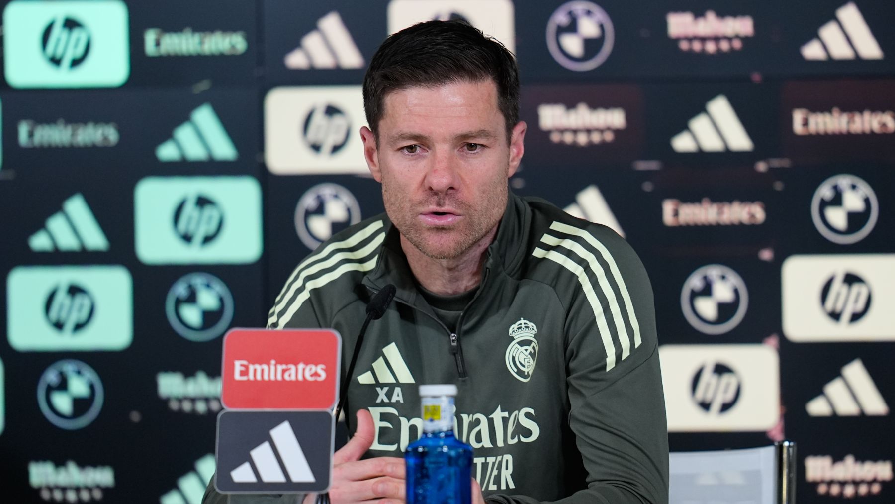 Xabi Alonso aparece ya como claro favorito en las apuestas para ser el nuevo entrenador del Liverpool