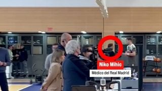 Niko Mihic junto a Mario Hezonja.