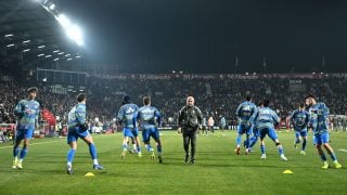 Pintus dirige el calentamiento del Real Madrid en Albacete. (Getty)