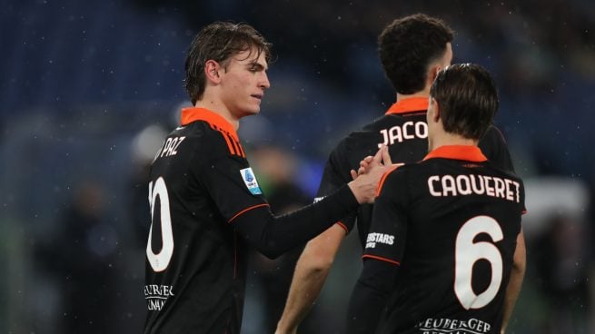 Nico Paz celebra su segundo gol ante la Lazio.