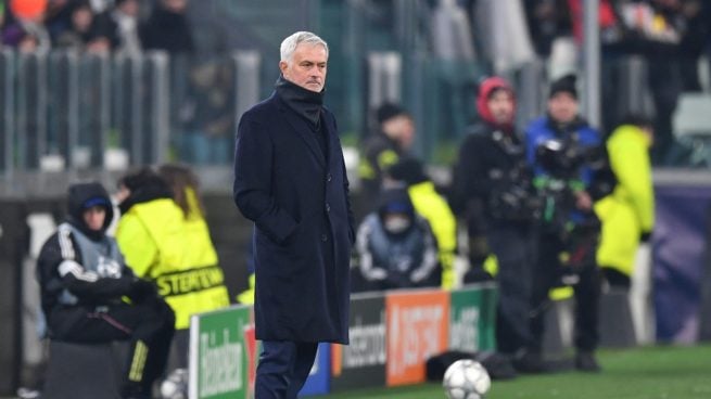 José Mourinho, técnico del Benfica, se medirá al Real Madrid en Champions