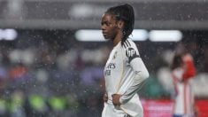 Naomie Feller, ante el Atlético. (EFE)