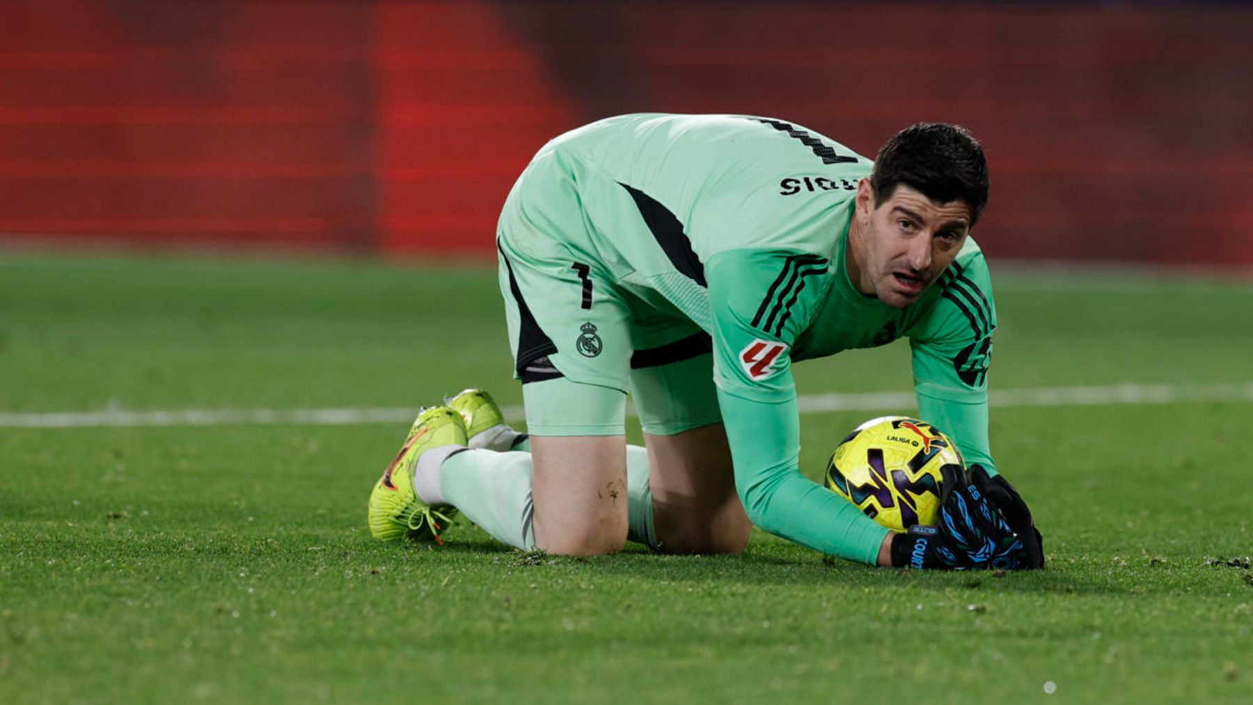 Courtois suelta un palo a Xabi Alonso: Algo está encajando mejor ahora