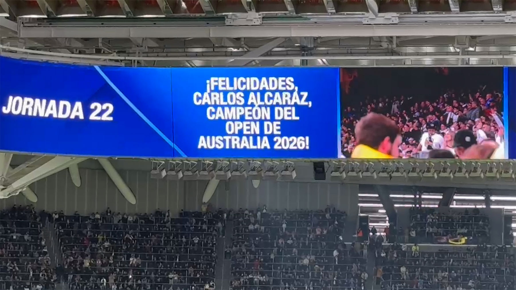 Así celebra el Santiago Bernabéu la victoria de Alcaraz en Australia