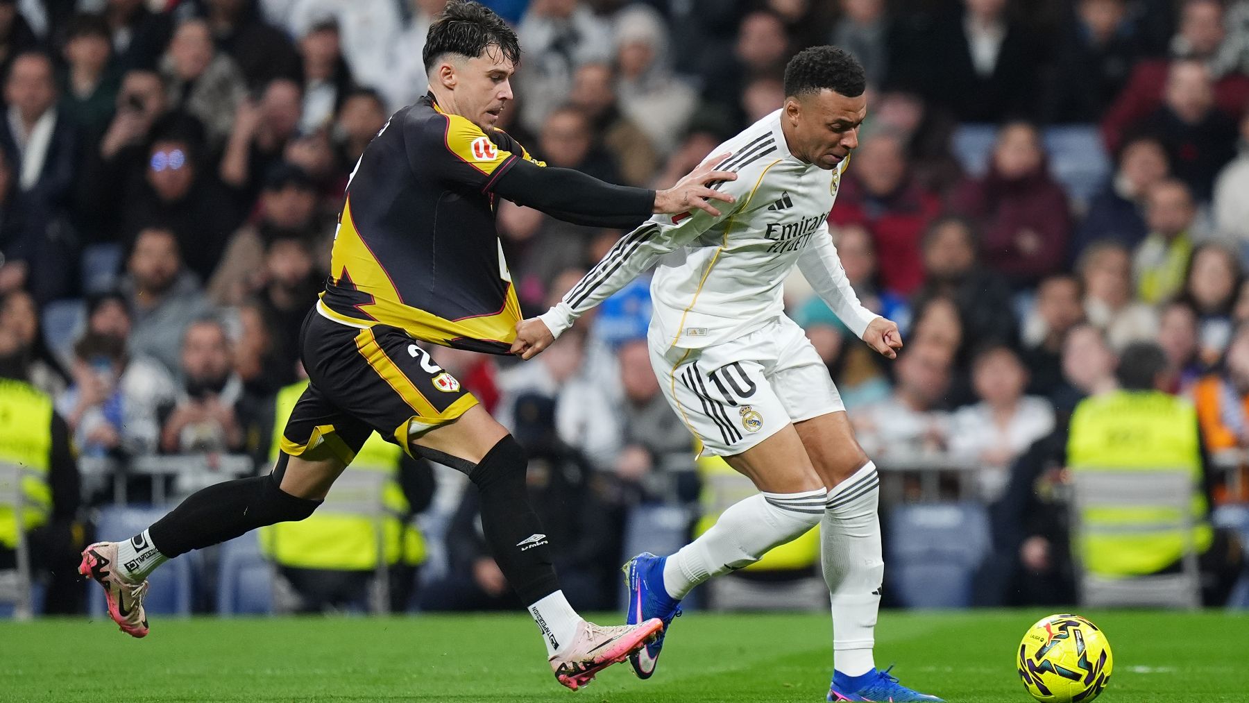 Así queda la clasificación de la Liga tras la victoria del Real Madrid contra el Rayo Vallecano