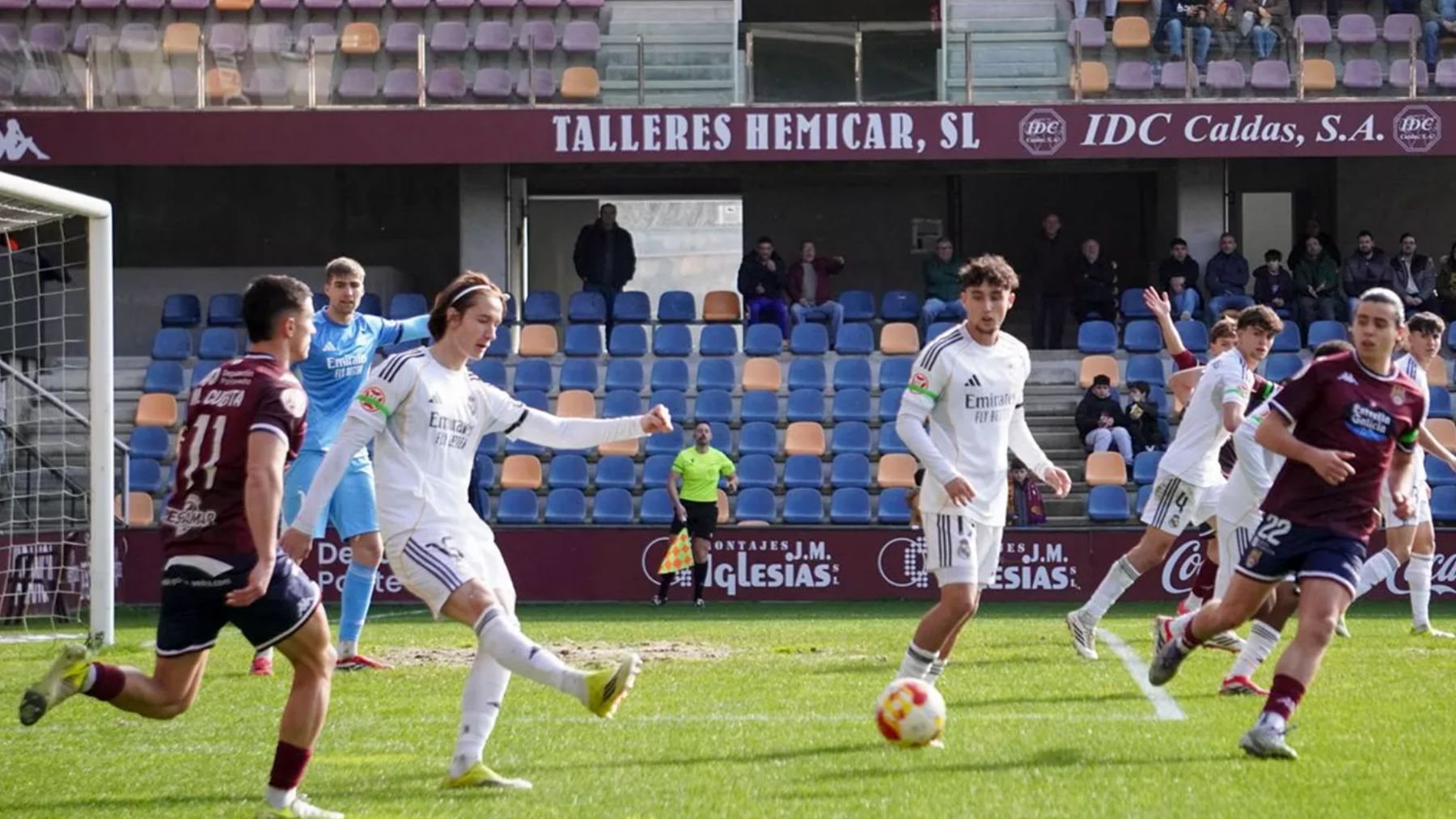 El Castilla salva un punto en Pontevedra pero sigue sin ganar desde la marcha de Arbeloa