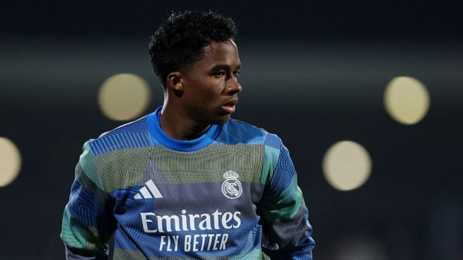 Endrick en un calentamiento con el Real Madrid. (Europa Press)