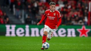 Gianluca Prestianni durante un partido de Champions con el Benfica. (Getty)