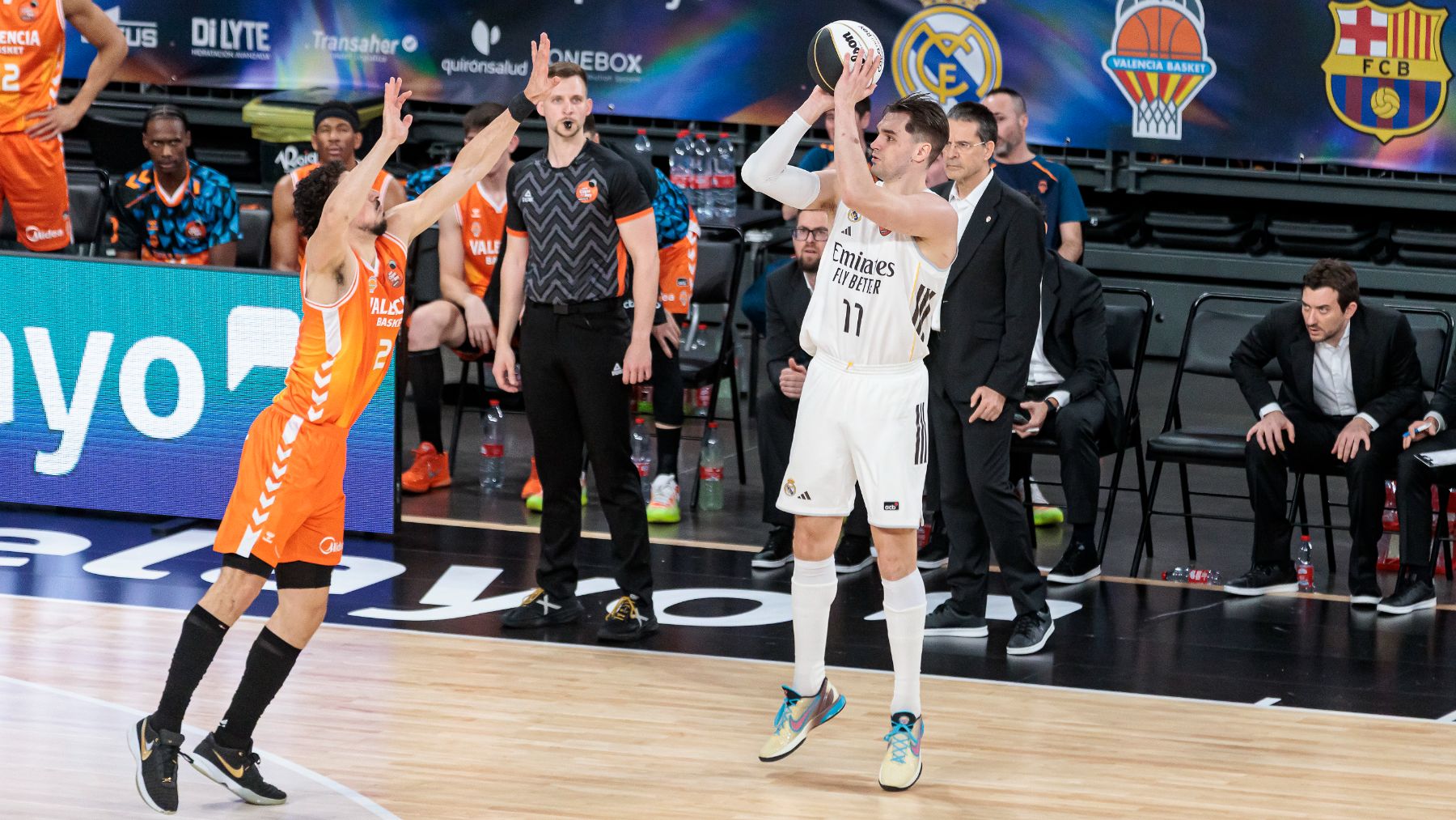 Hezonja revienta al anfitrión y mete al Real Madrid en la final con un histórico último cuarto