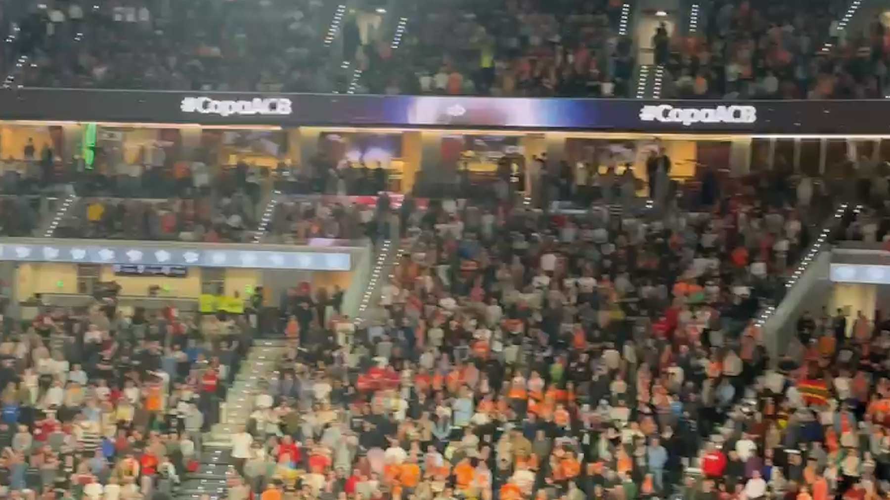 Ni la afición de Baskonia ni la del Barça respetaron el himno de España en la final de Copa