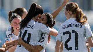 Alba Redondo celebra su gol con Méndez. (Real Madrid)