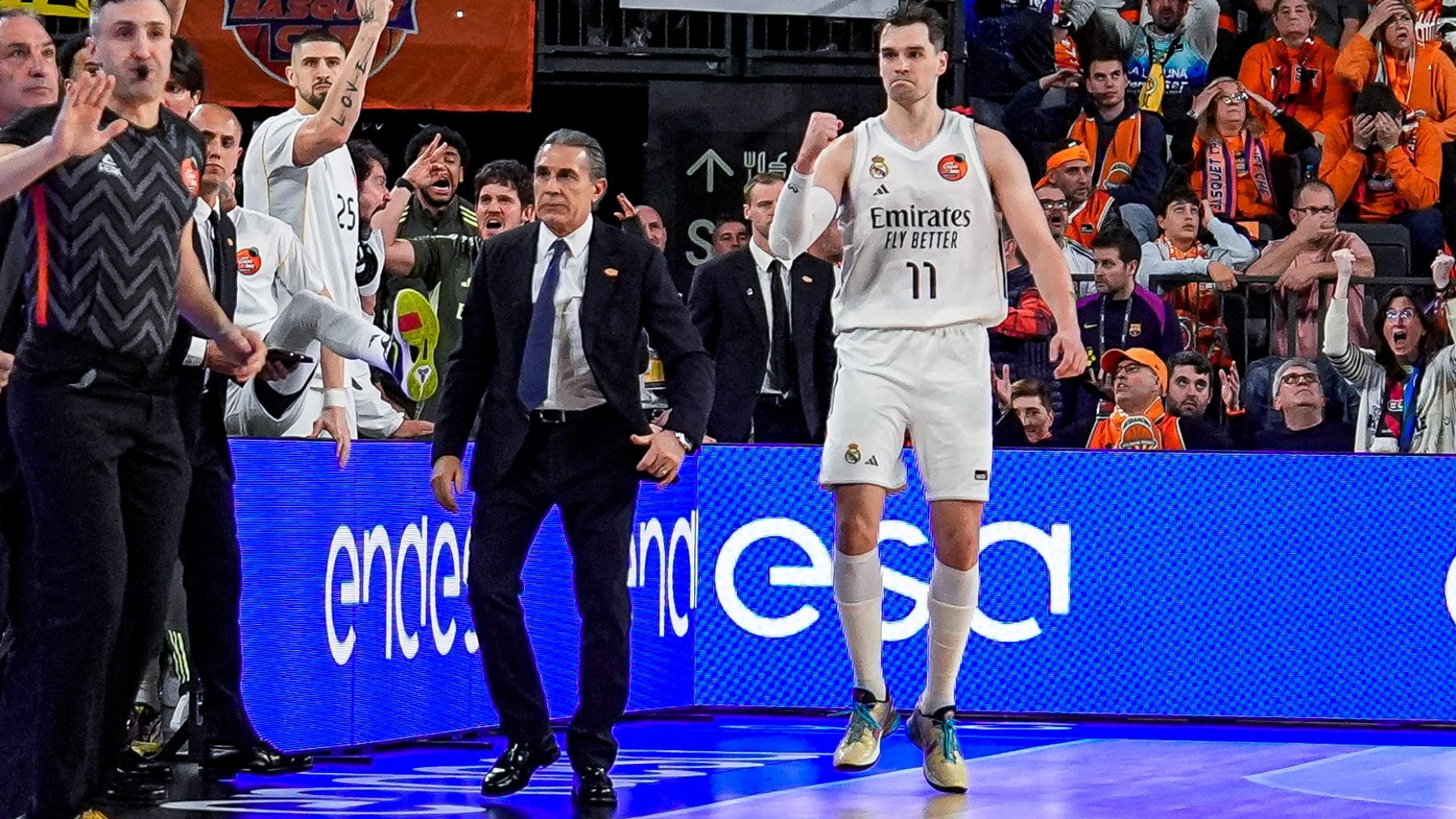 Una conversación sin filtros y mucha mano dura: Scariolo sana los dos grandes males de Hezonja