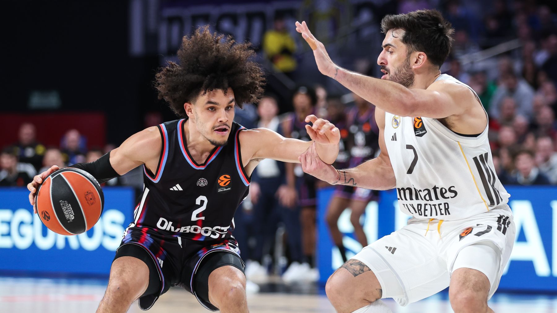 El Real Madrid acelera por Hifi