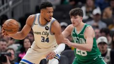 Hugo González defiende a Giannis Antetokounmpo. (Getty)